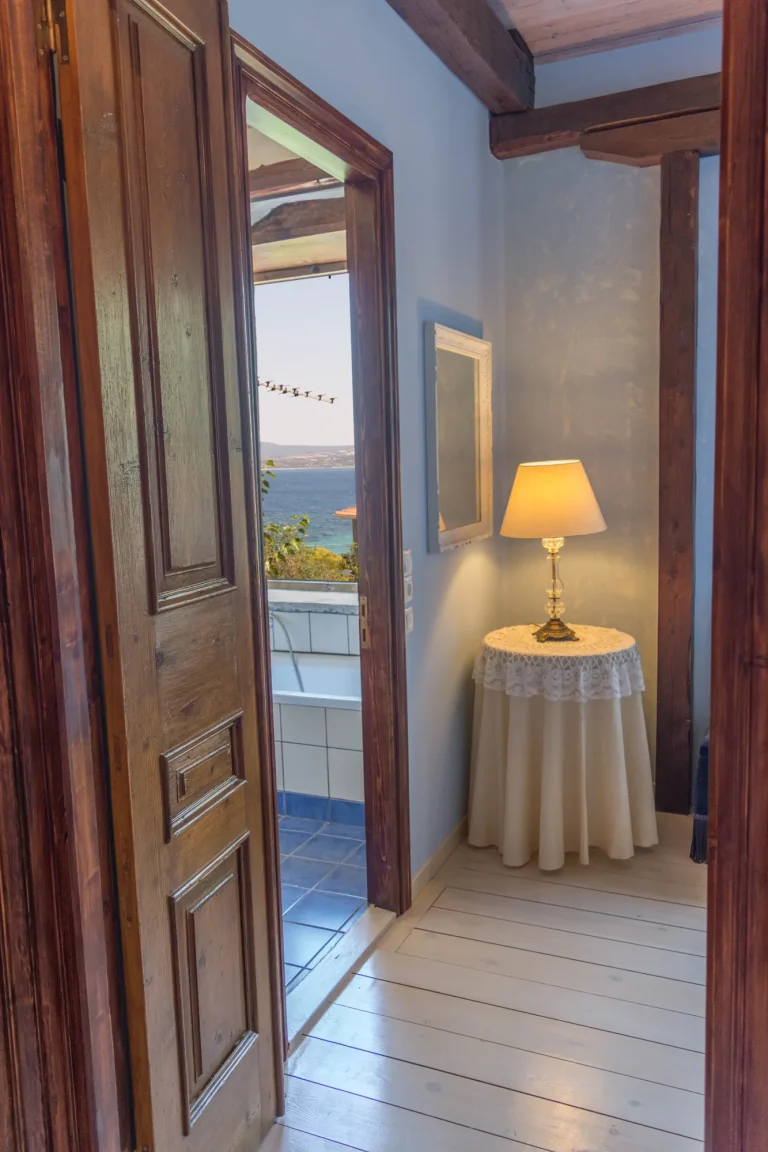 Bedroom 1 (detail) of Villa Rocca in Nikiana, Lefkada